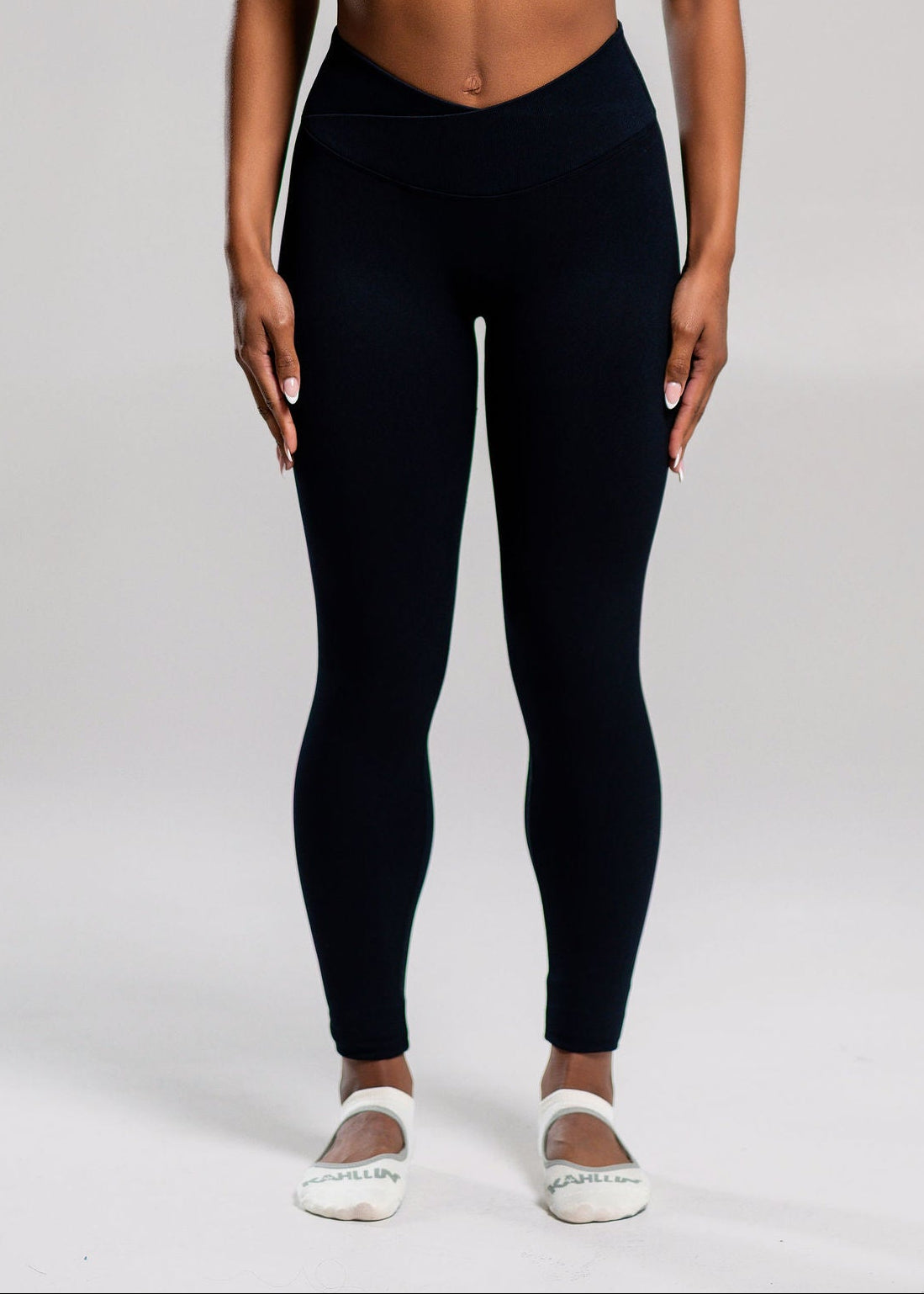 RefineBody  Crossover Leggings