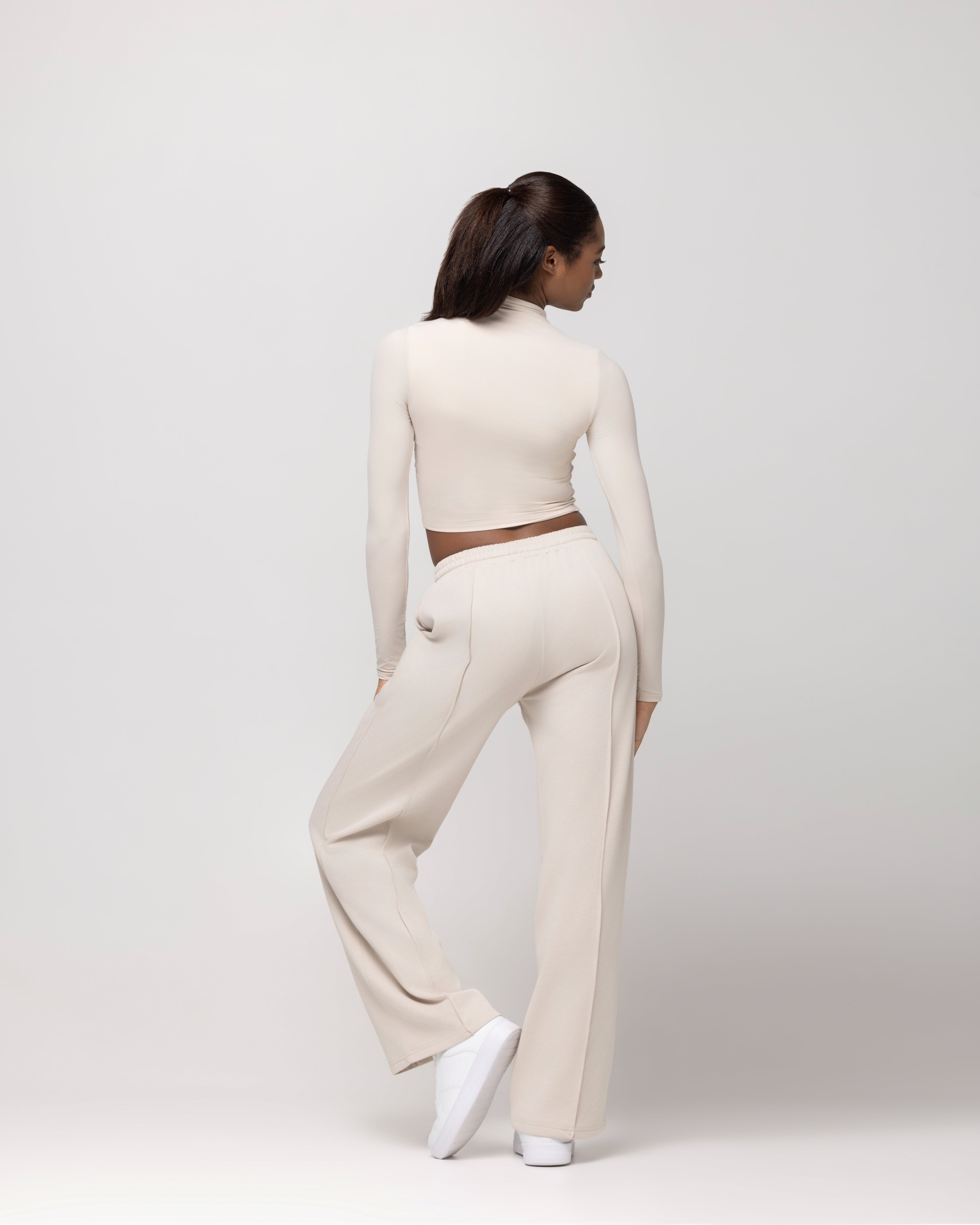 Hyper Aura Flex Wide Leg Pants